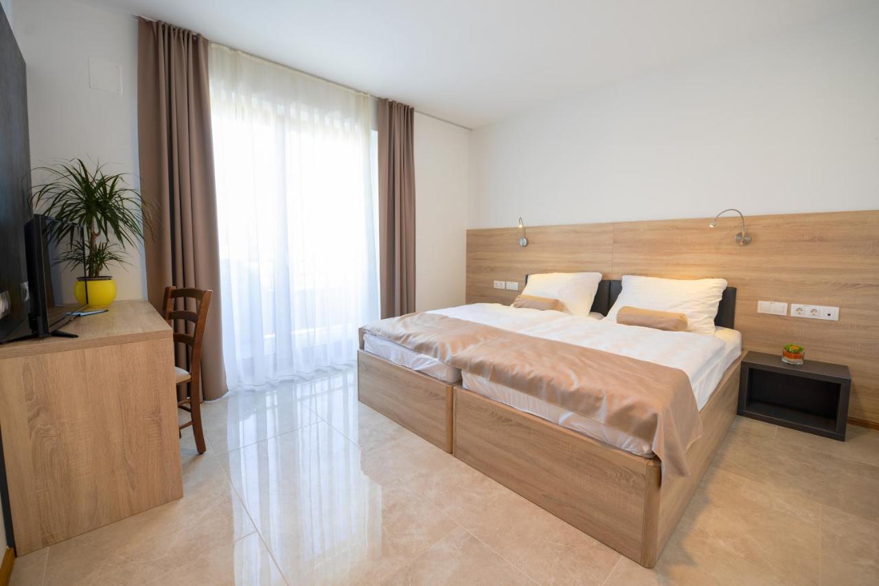 Hotel Baron Smlednik Екстериор снимка