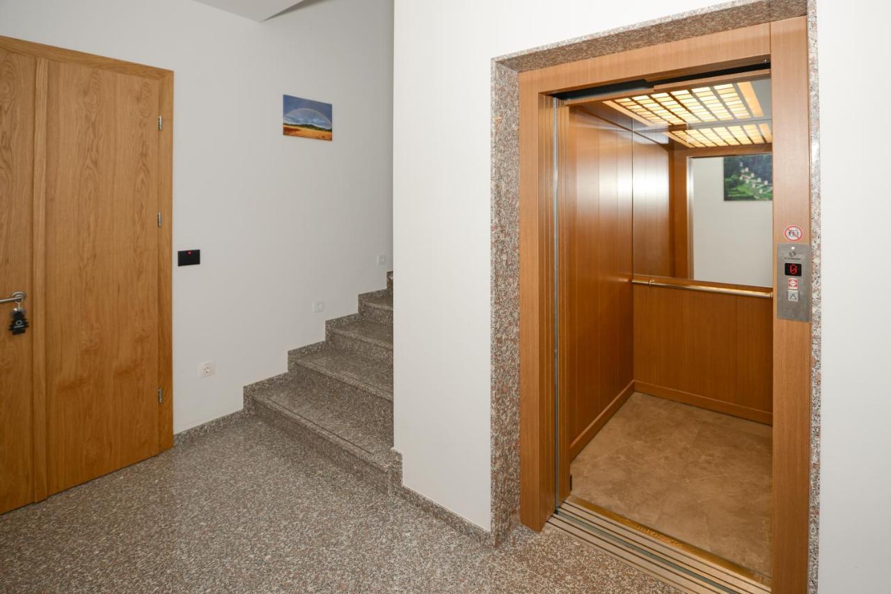 Hotel Baron Smlednik Екстериор снимка